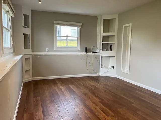 Lower floor/living area.