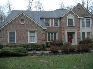 580 Belle Meade Farm Dr, Loveland, OH 45140
