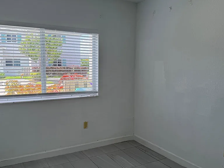 1245 NW 3rd Ln #1245 — Photo 11