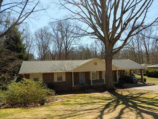 1st image of 639 Holly Dr
