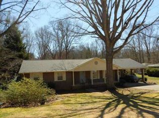 639 Holly Dr, Gainesville, GA 30501