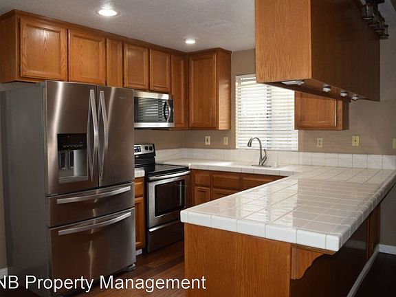 4th image of 1328 Providence Way