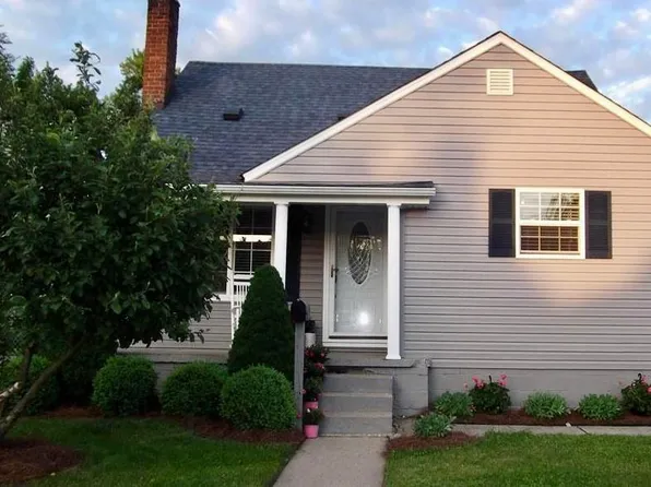 3953 Winifred St, Wayne, MI 48184