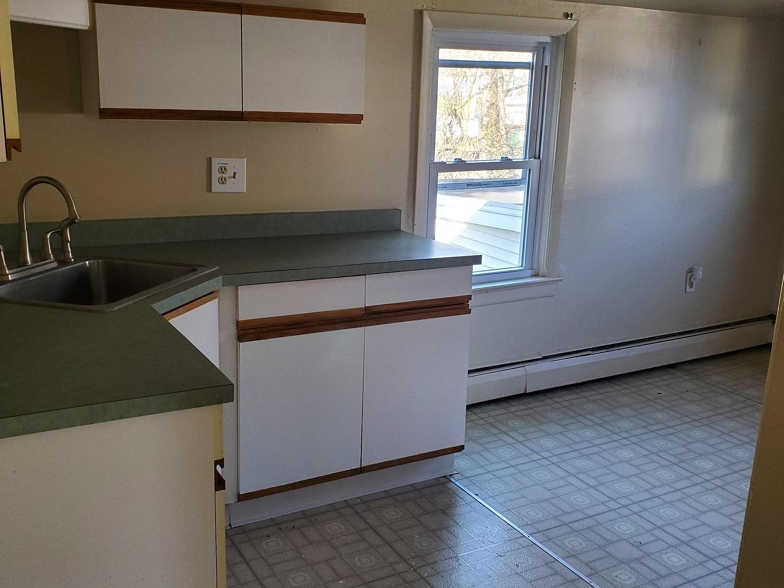 7 Main St B, New Egypt, NJ 08533 Zillow