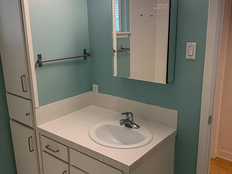 2303 E Side Dr #220 — Photo 9