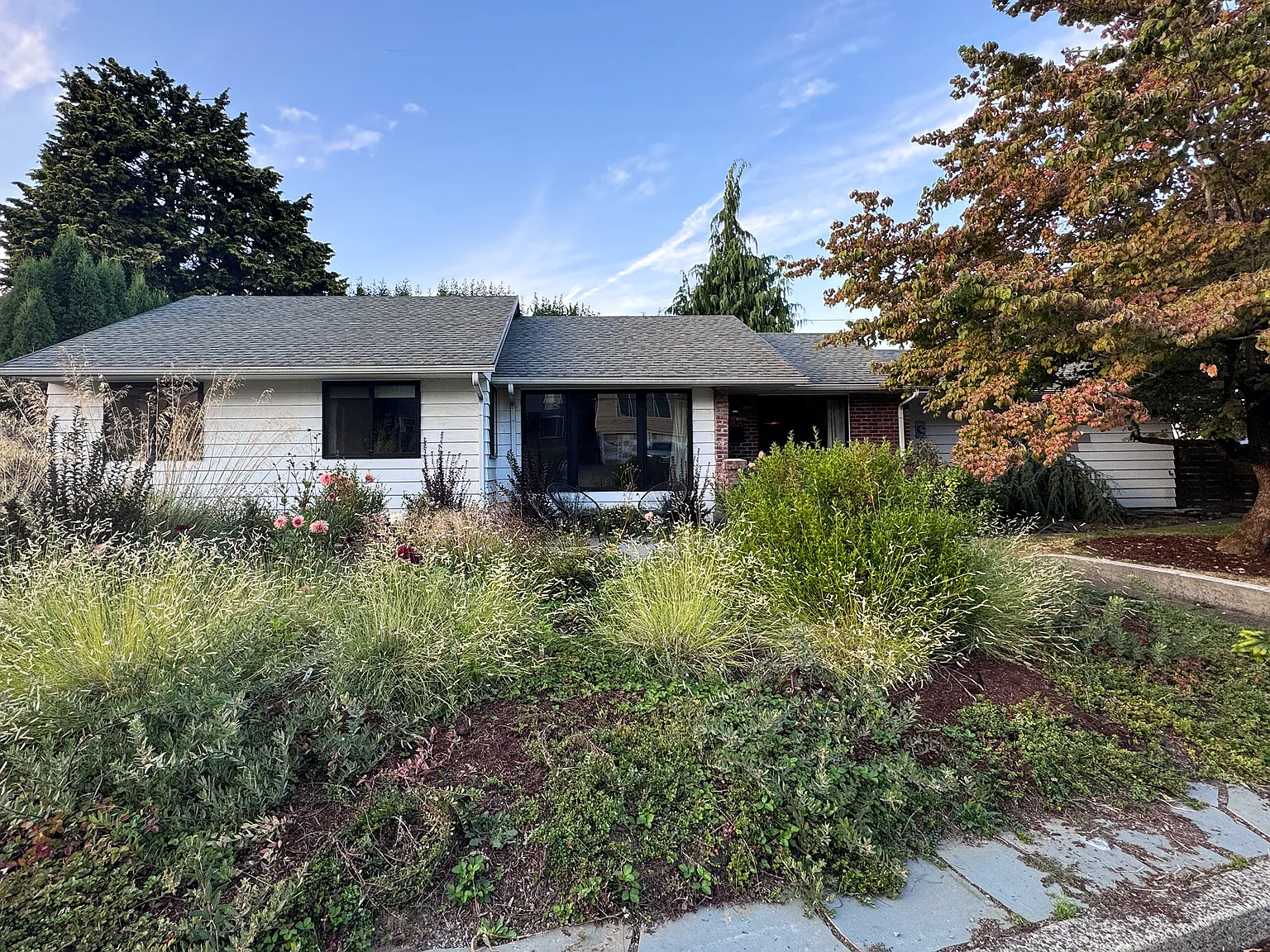 3 bed, 1246 sqft, $2,895 — Photo 1