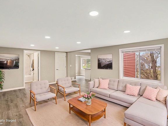 4th image of 4072 Crosby Rd