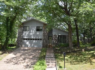7 Heritage Ct, Little Rock, AR 72211