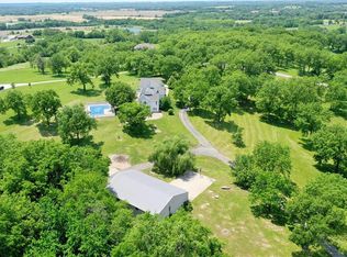 21921 S Walnut Bluff Rd, Pleasant Hill, MO 64080