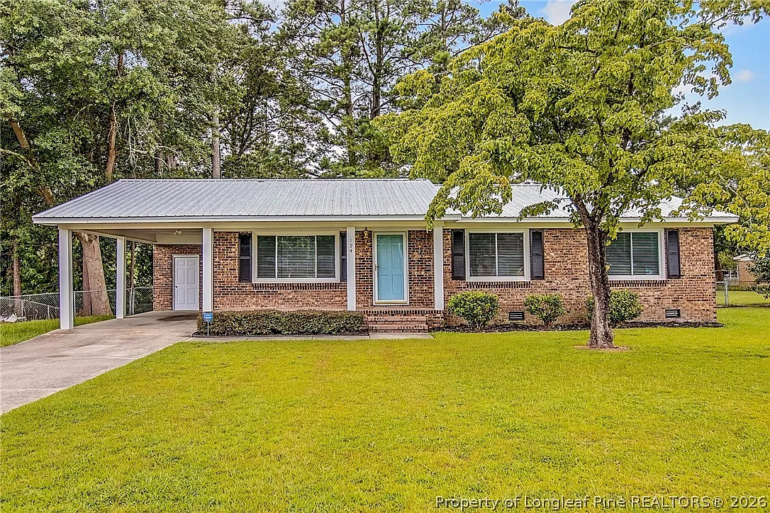 3 bed, 2.0 bath, $1,475 — Photo 1