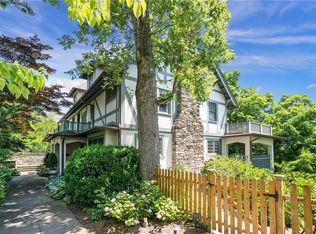 130 Edgemont Rd, Scarsdale, NY 10583