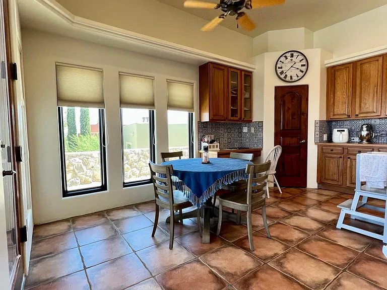 1140 Portico Trl — Photo 6