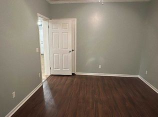 2016 Toulouse St #A, Ocean Springs, MS 39564