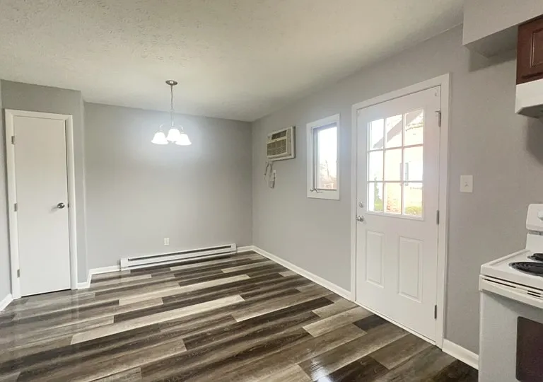 Dinning Room Area with Pantry