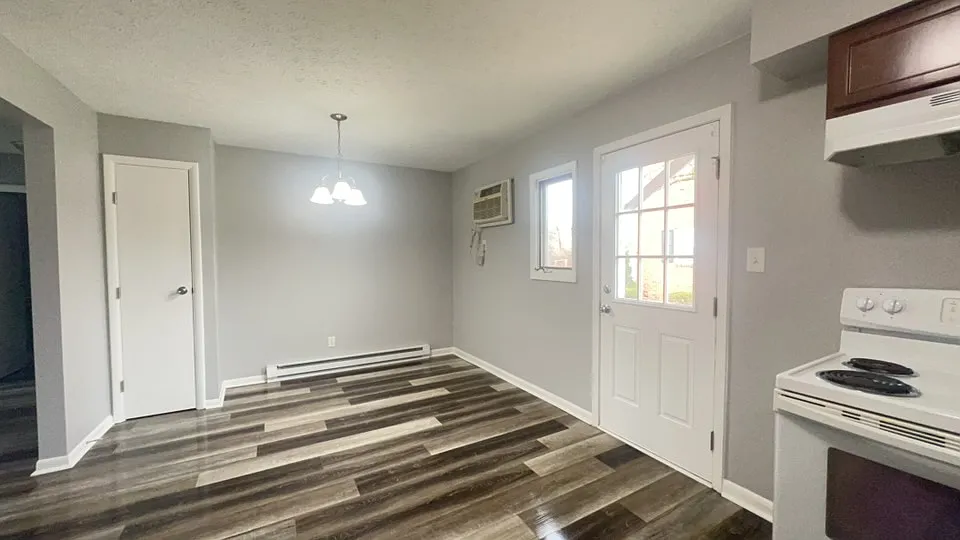 Dinning Room Area with Pantry