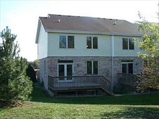 3rd image of 826 Jameson Ct W