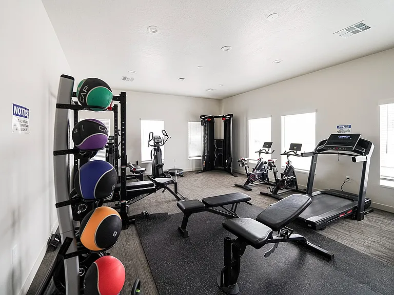 Valora Amenities-02