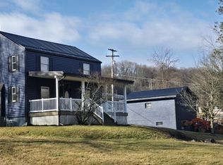 12 McCutcheon Short Cut Rd, Leechburg, PA 15656