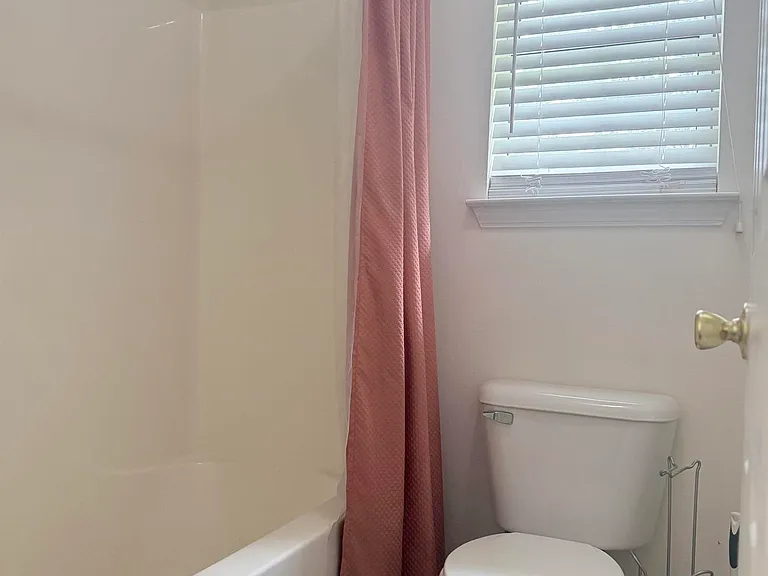 431 Hamilton Blvd — Photo 8