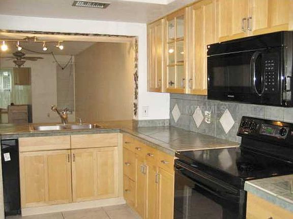 3rd image of 4925 38th Way S APT 3A