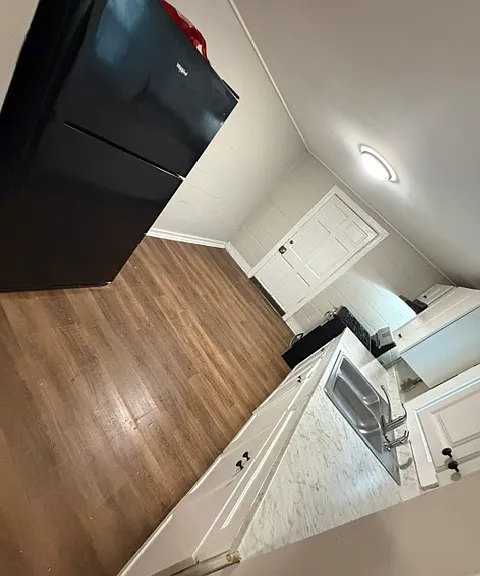 2258 Rebecca St #A — Photo 3