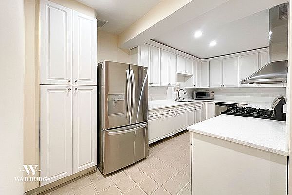 1st image of 41 Beekman St #4