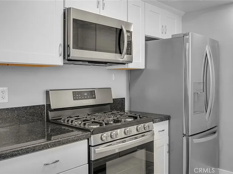 16144 W Sunset Blvd #3 — Photo 9