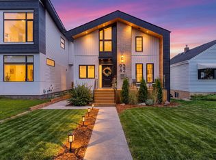 9342 74th Ave NW, Edmonton, AB T6E 1E2