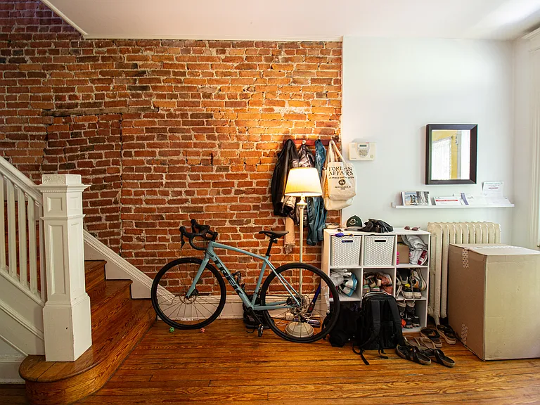 148 Adams St NW — Photo 41