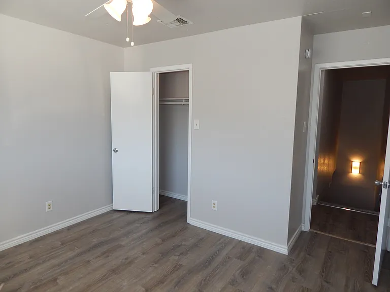 Townhome 2nd bedroom