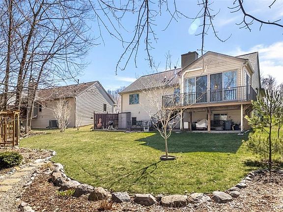 3rd image of 1715 Wildwood Trl