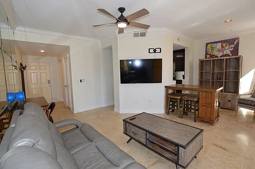 210 E Flamingo Rd Photo 1
