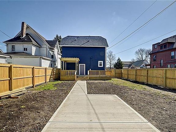 5th image of 2402 N Kenwood Ave
