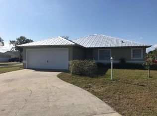 905 10th Ter, Vero Beach, FL 32960