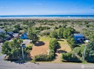 317 Sand Dune Avenue NW, Ocean Shores, WA
