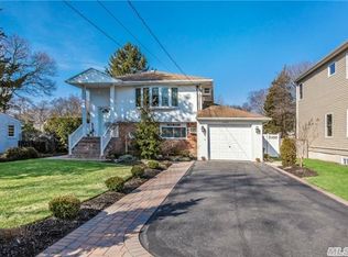 1400 Dewey Ave, Bellmore, NY 11710
