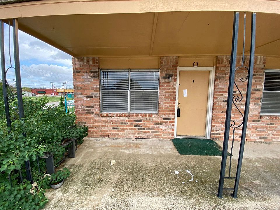 1st image of 307 Sunset Ln #1