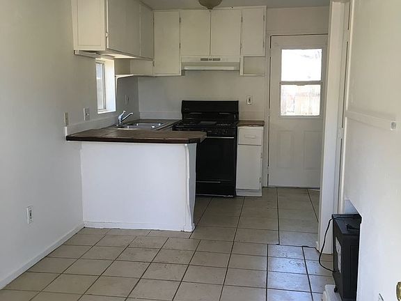 4th image of 707 S Orange St
