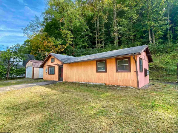 210 Diamond St, Elkins, WV 26241