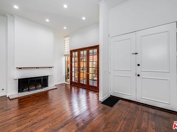 2nd image of 9507 W Olympic Blvd