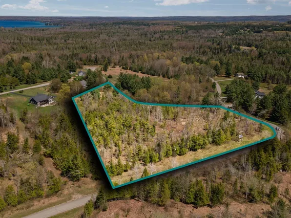 0 Latham Ct, Williamsburg, MI 49690
