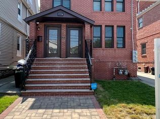 3620 215th St, Bayside, NY 11361