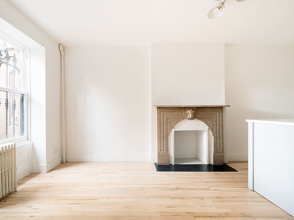 1st image of 288 Lafayette Ave #1