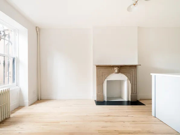 288 Lafayette Avenue image 1 of 7