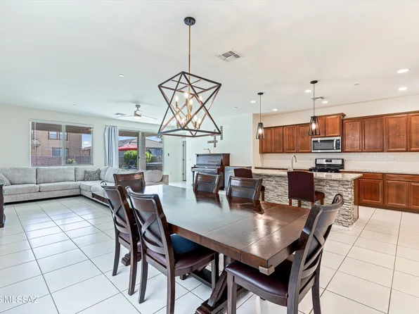 10731 W Hayward Dr, Marana, AZ 85653