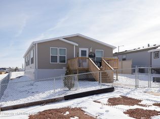 214 4th St SW, Belfield, ND 58622