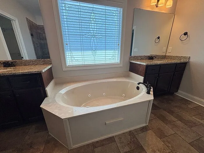 100 Middy Ln — Photo 21