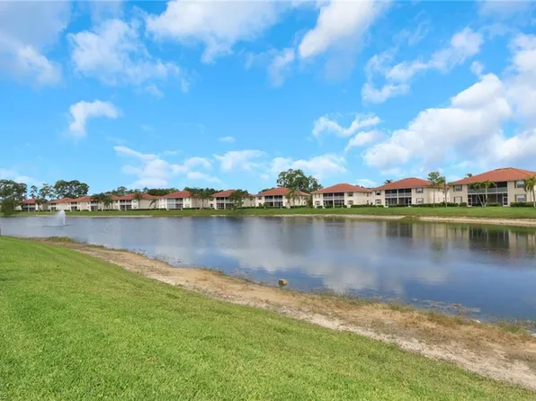 320 Robin Hood CIR #101, NAPLES, FL 34104