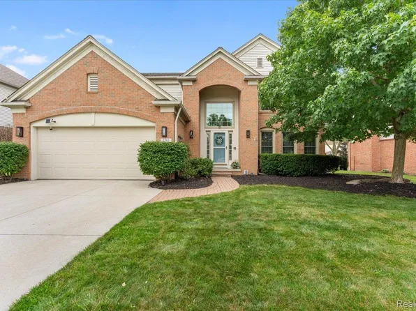 1561 Glengarry Blvd, Canton, MI 48188