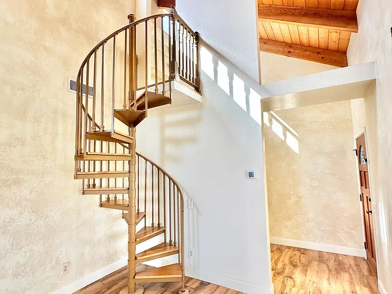 2573 Gum Tree Ln — Photo 55